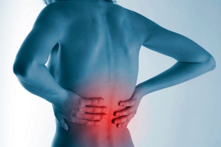 How To Protect Your Back And Joints While Lifting Weights