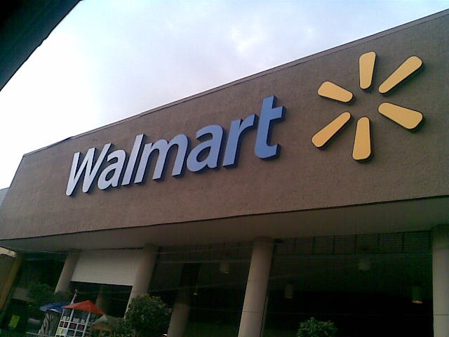 Is Wal-Mart Destroying America? 20 Facts About Wal-Mart